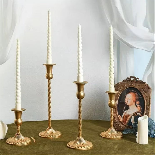 chandelier dore sur pied ancien torsade