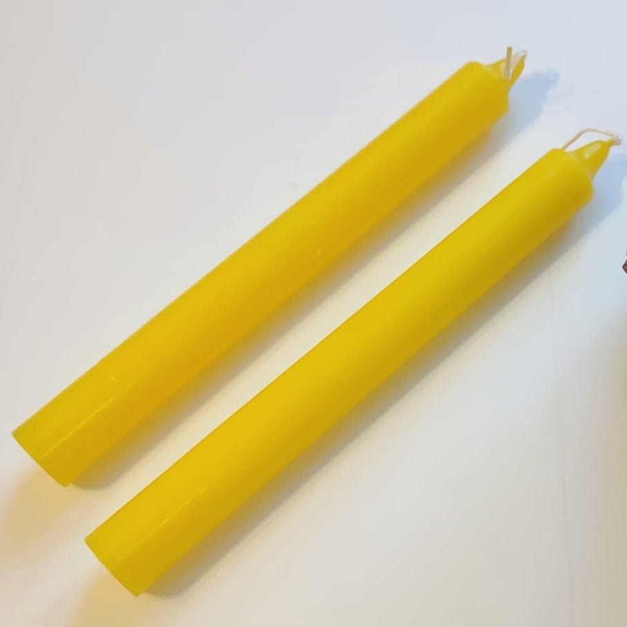 bougies chandelle jaune - Esprit Chandelier